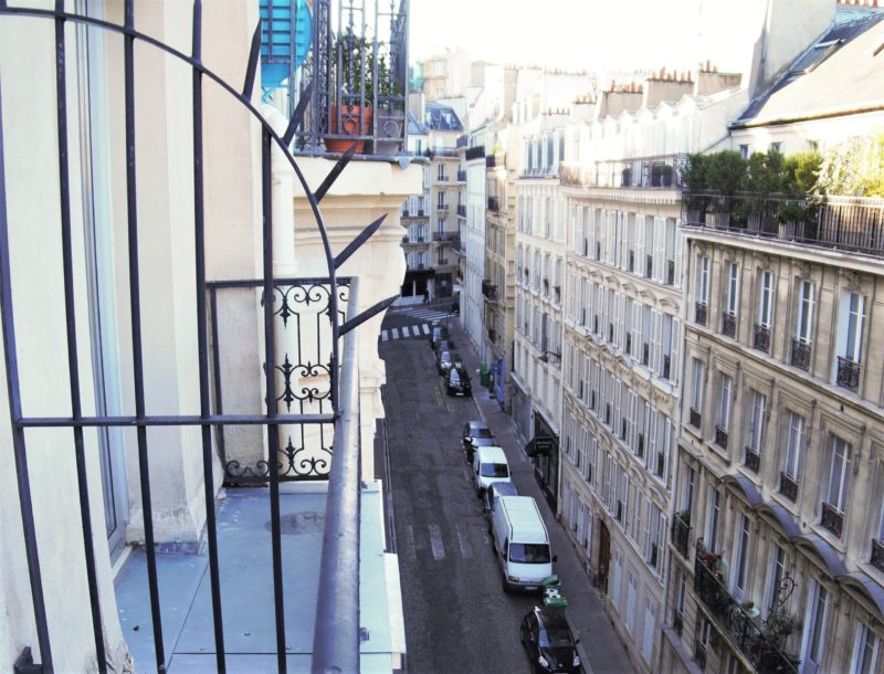 Balcon chambre double classique - hôtel star champs-élysées