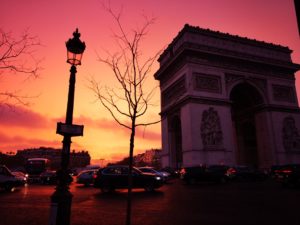 levé de soleil - arc de triomphe - star champs-élysées